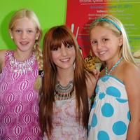 Bella Thorne hosts the Grand Opening of YoBlendz | Picture 66715